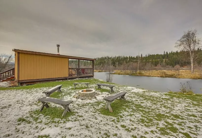 Bonners Ferry Cabin W/ Wraparound Deck & Views!