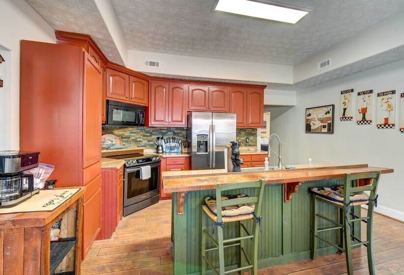 Cleveland Cabin W/ Private Hot Tub ~ 7 Mi To Helen