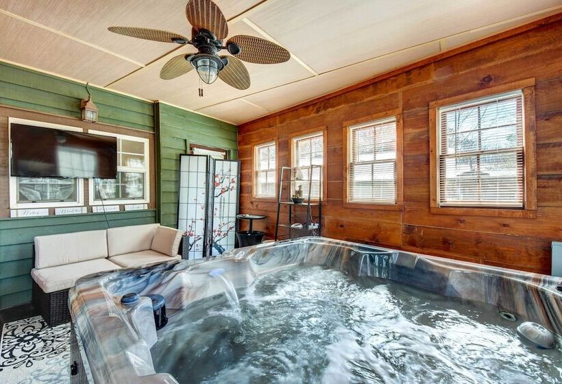 Cleveland Cabin W/ Private Hot Tub ~ 7 Mi To Helen