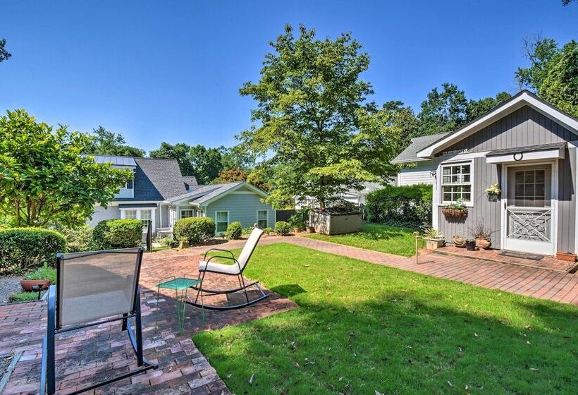 Cozy Athens Cottage: Walk To Sanford Stadium!