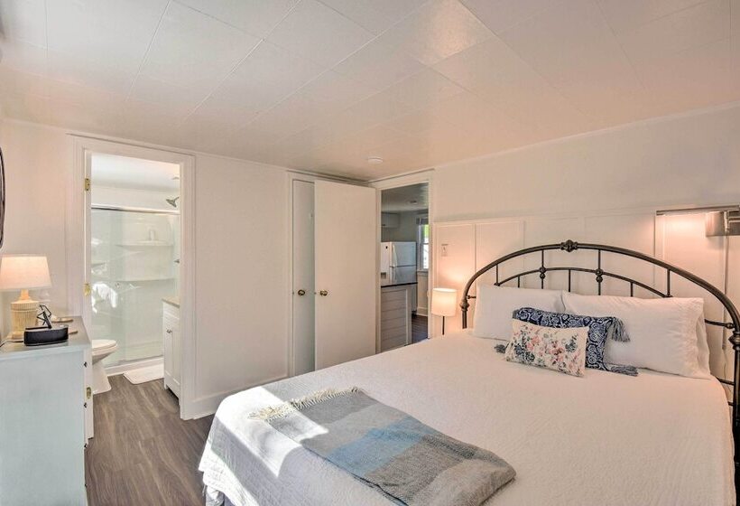 Cozy Athens Cottage: Walk To Sanford Stadium!