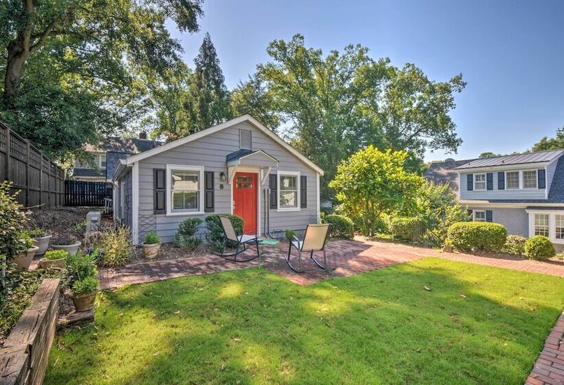Cozy Athens Cottage: Walk To Sanford Stadium!