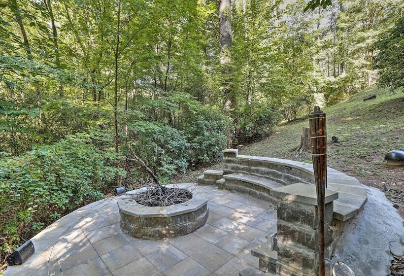 Cozy Blue Ridge Cabin W/ Sauna & Trail Access!