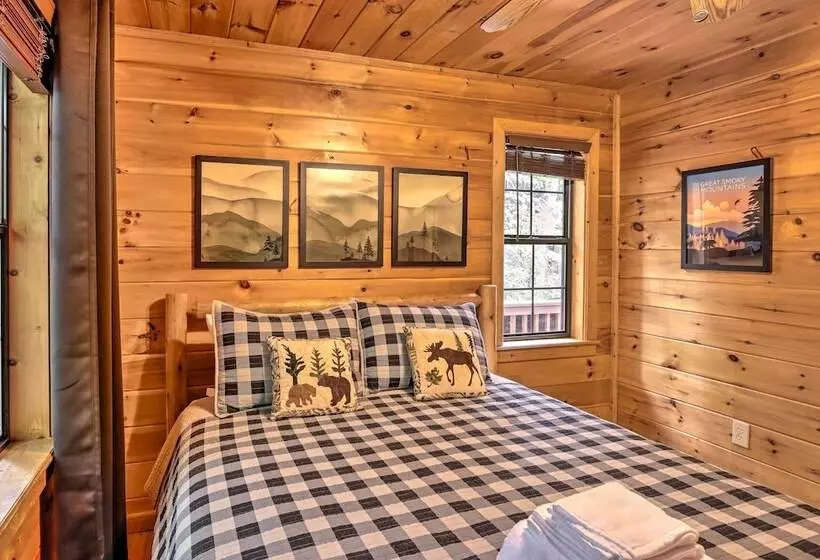 Cozy Cherry Log Cabin ~ 10 Mi To Mercier Orchards