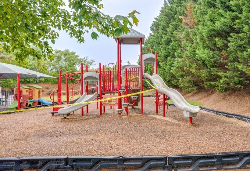 Family Friendly Metro Atlanta Vacation Rental!