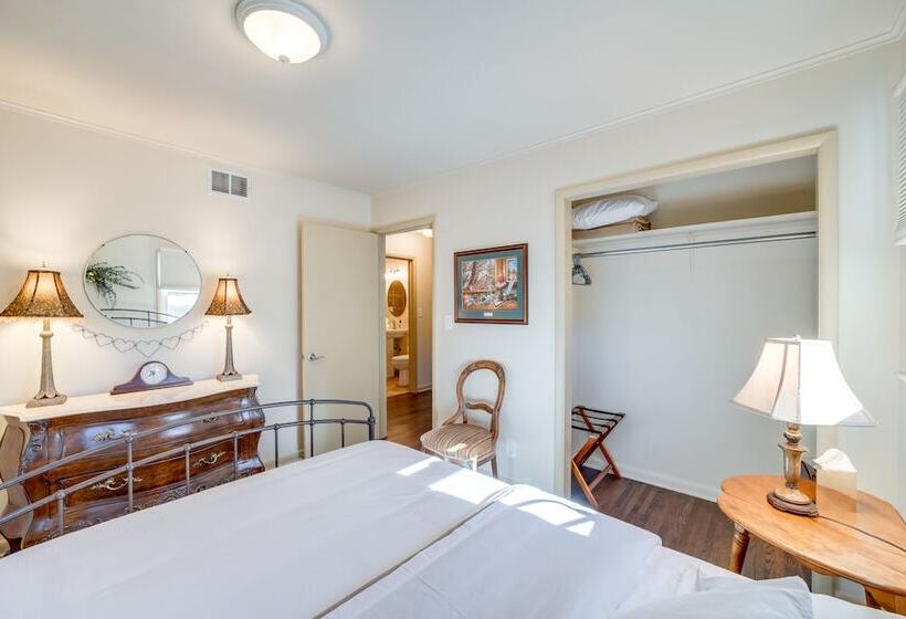 Family Friendly Sand Springs Home ~ 8 Mi To Tulsa!