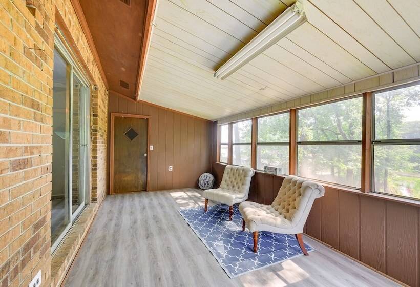 Family Home On Lake Sinclair W/ Dock & Kayaks!