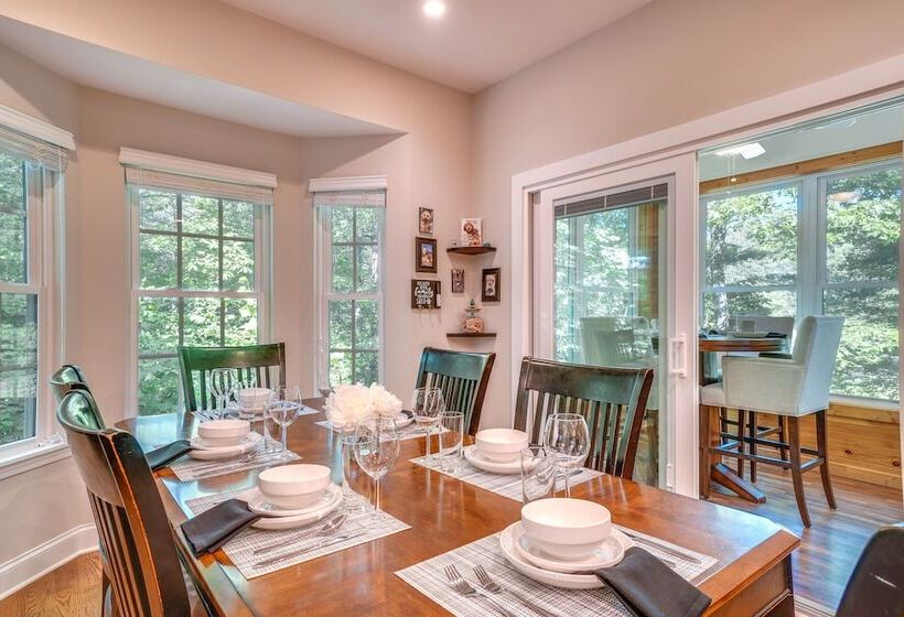 Helen Retreat W/ Hot Tub, 2 Mi To Downtown!