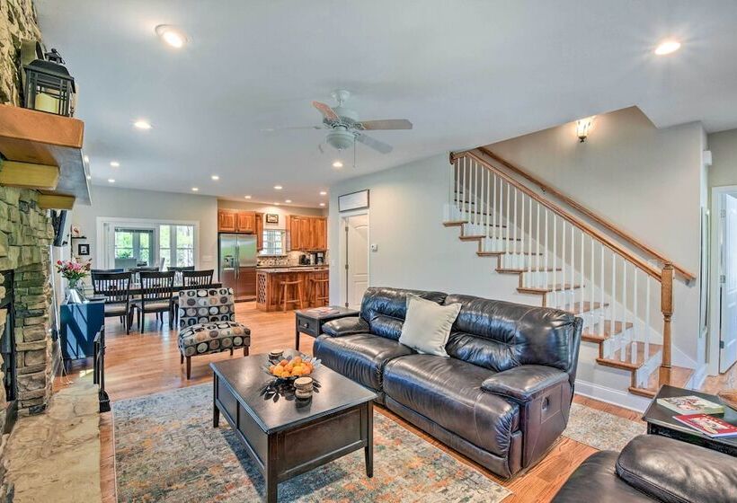 Helen Retreat W/ Hot Tub, 2 Mi To Downtown!