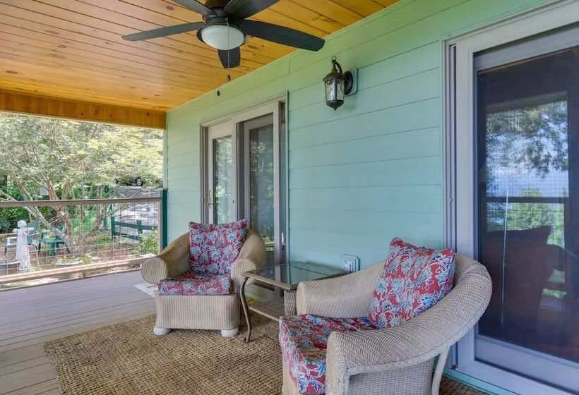 Hiawassee Home W/ Fire Pit & Furnished Deck!