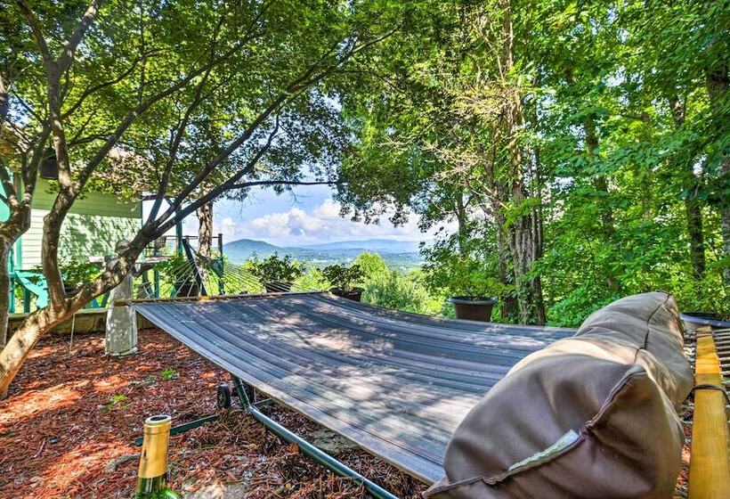 Hiawassee Home W/ Fire Pit & Furnished Deck!