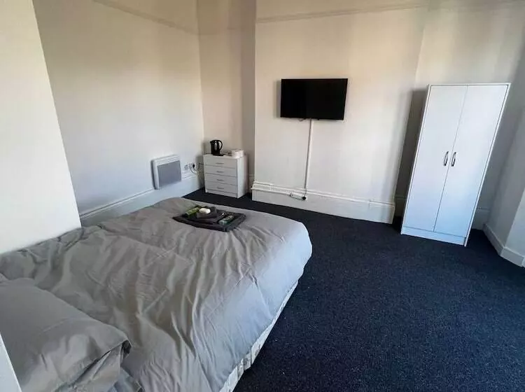 Hotelli Serendipity By Habitat101