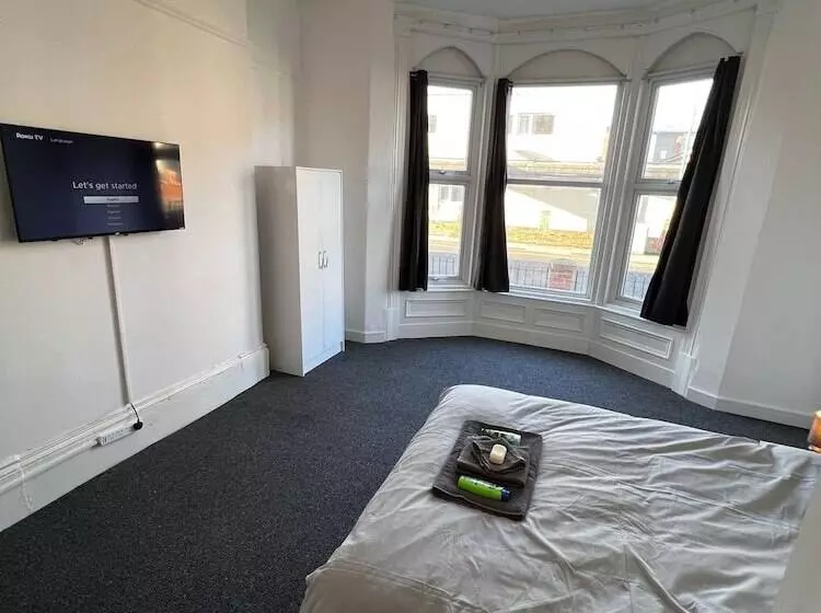 Hotelli Serendipity By Habitat101