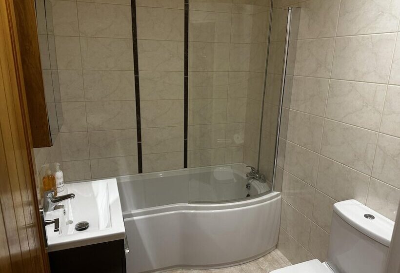 田舎風ホテル Cosy Barn Conversion In The Mournes