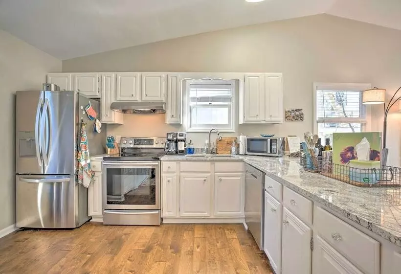 Indigo Cottage W/ Deck On Lake Arrowhead!