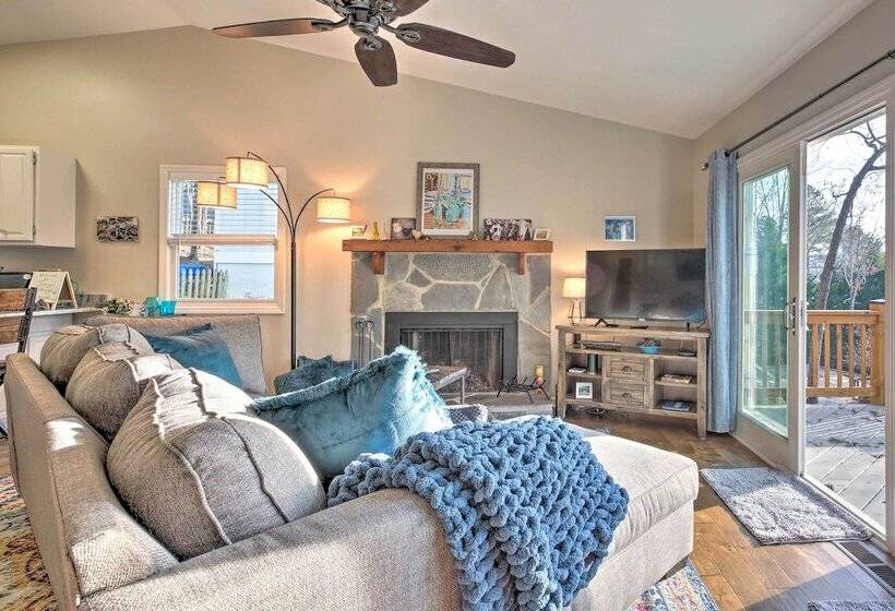 Indigo Cottage  W/ Deck On Lake Arrowhead!