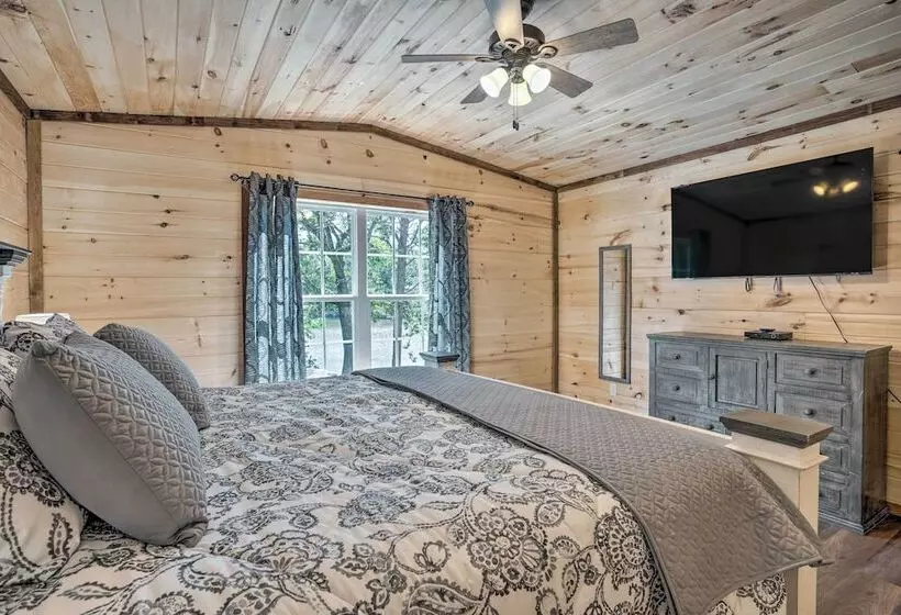 Lakeside Cabin W/ Kayaks: Near Cloudland Canyon!