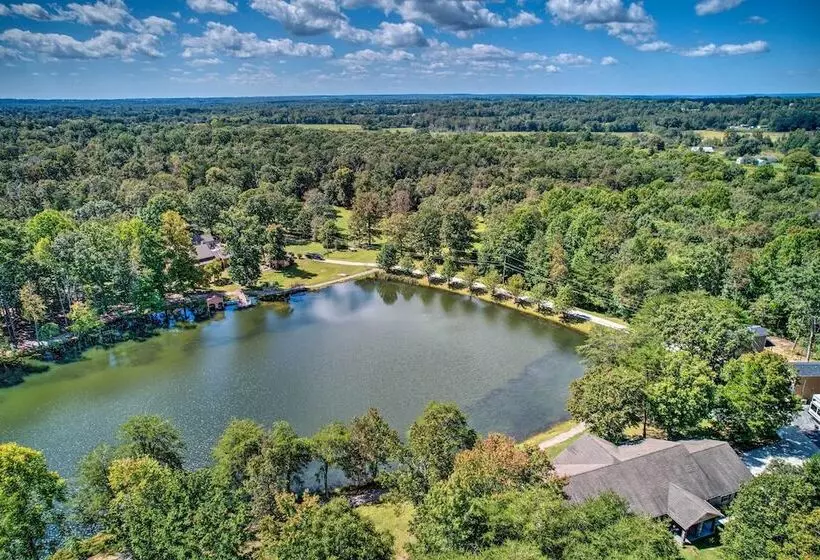 Lakeside Cabin W/ Kayaks: Near Cloudland Canyon!