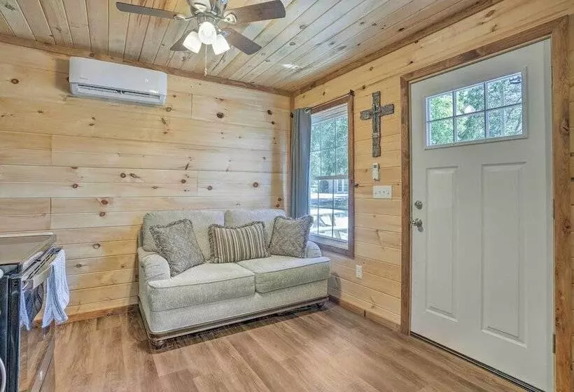 Lakeside Cabin W/ Kayaks: Near Cloudland Canyon!