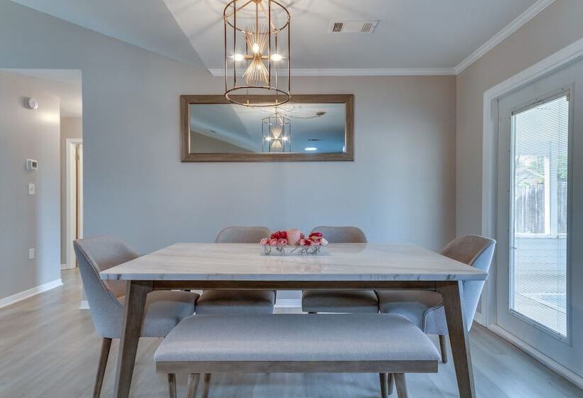 Lovely Mary Esther Home ~ 7 Mi To Beach!