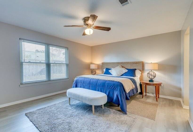 Lovely Mary Esther Home ~ 7 Mi To Beach!