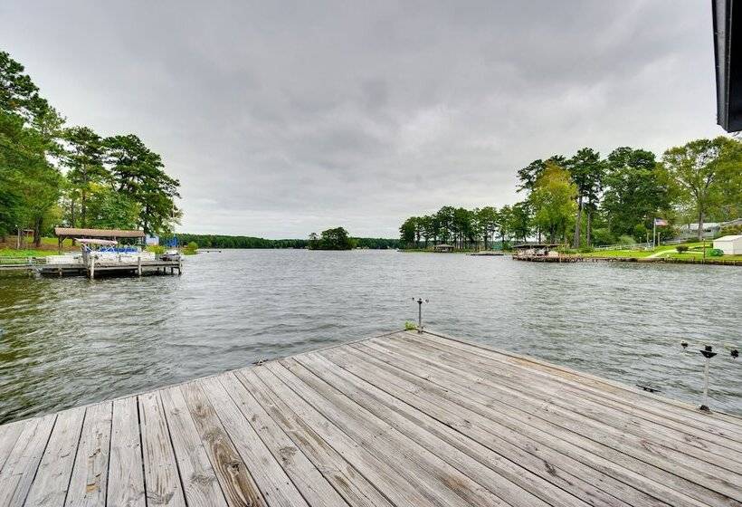 Milledgeville Home W/ Private Dock & Dock House!