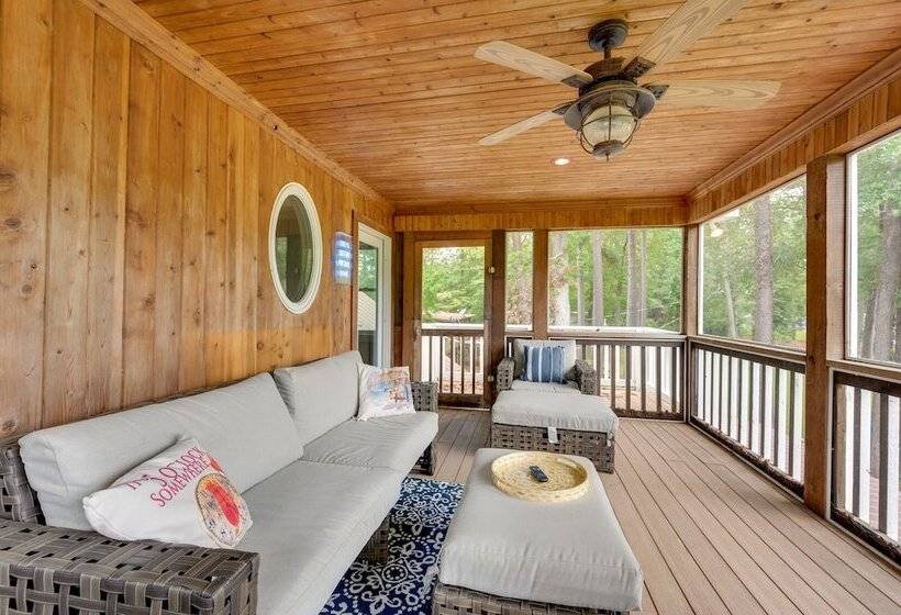 Milledgeville Home W/ Private Dock & Dock House!
