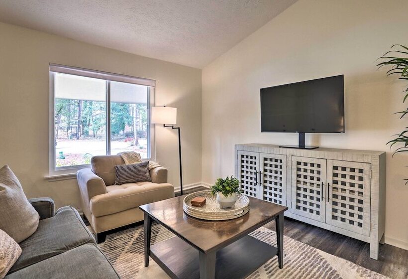 Modern Alpharetta Home: Yard, Walk Downtown!