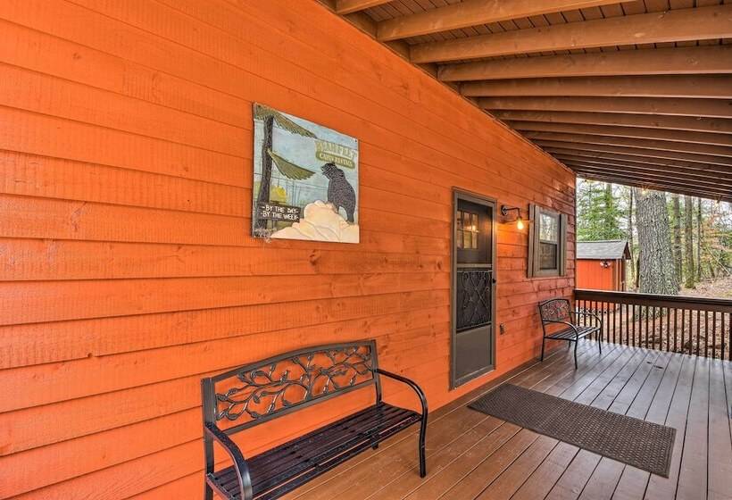 Modern Cabin W/ Deck In The Blue Ridge Mountains!