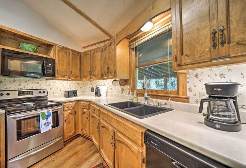 Mountain Resort Home W/ Views, By Sky Valley Golf!