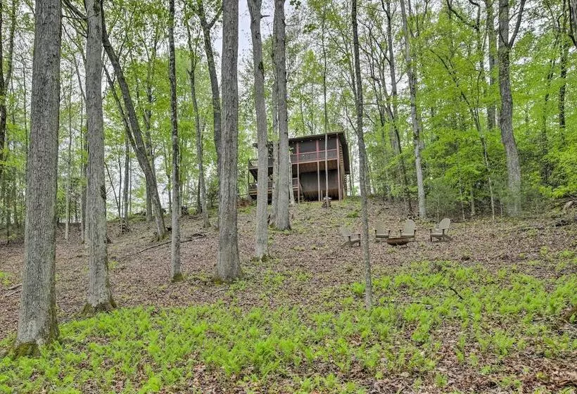 Peaceful Blue Ridge Cabin W/ Decks & Fire Pit