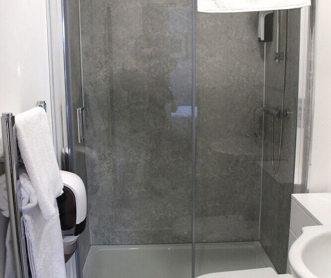 ペンション Maze Apartments And Rooms