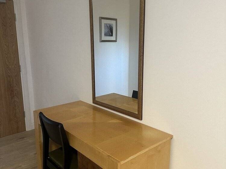 ペンション Maze Apartments And Rooms