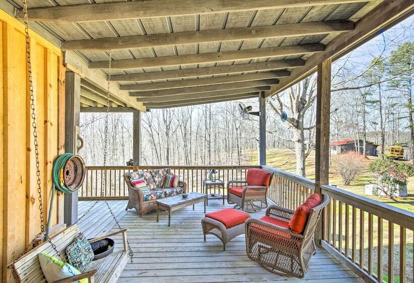 Pet Friendly Ellijay Escape W/ Yard & Grill!