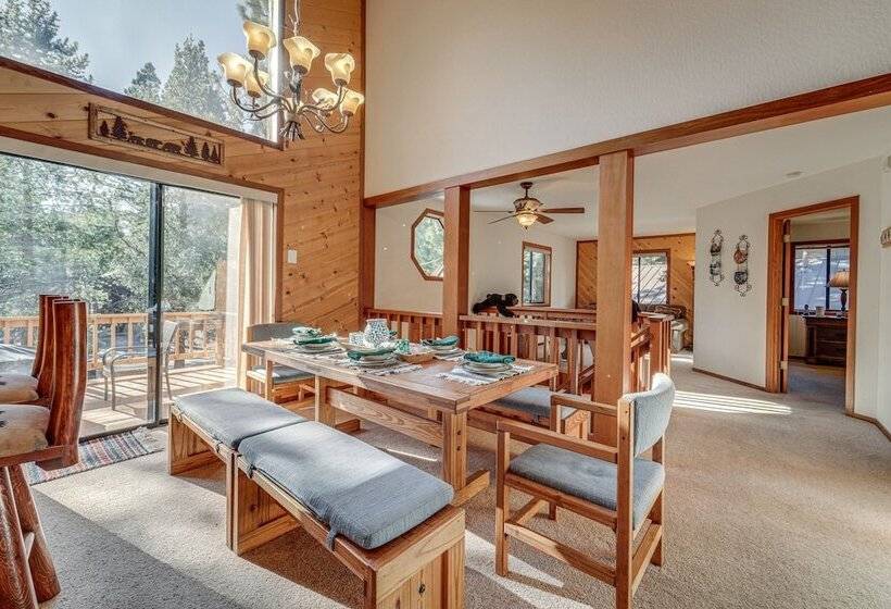 Pet Friendly Home In Truckee W/ Balconies + Grill!