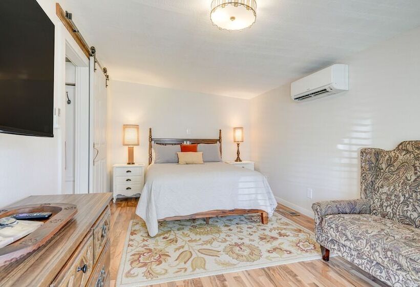 Pet Friendly Utah Cottage Near Zion National Park!