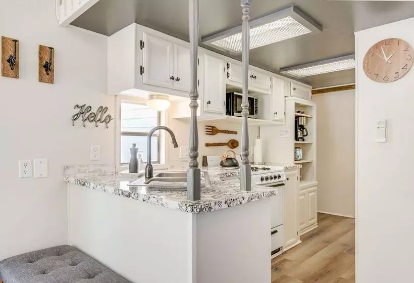 Pet Friendly Utah Cottage Near Zion National Park!