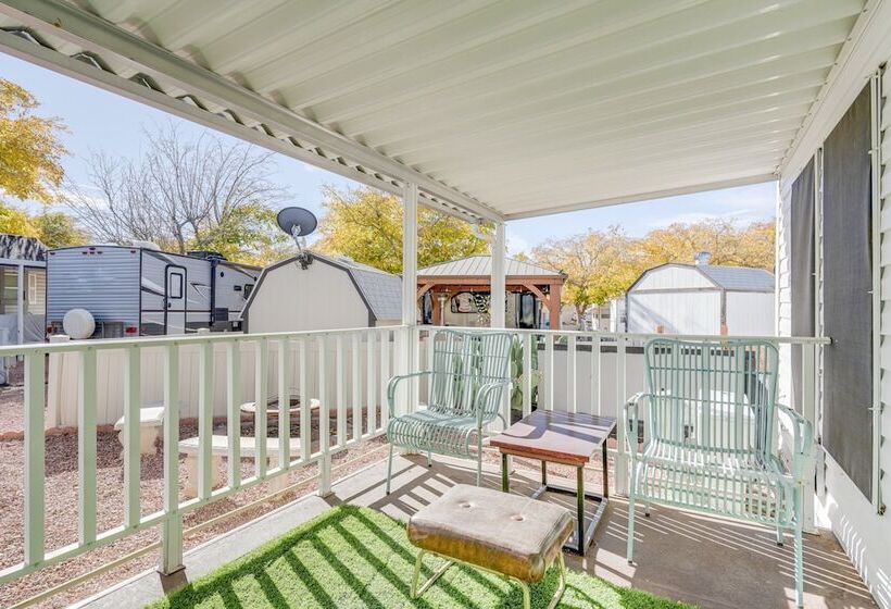 Pet Friendly Utah Cottage Near Zion National Park!