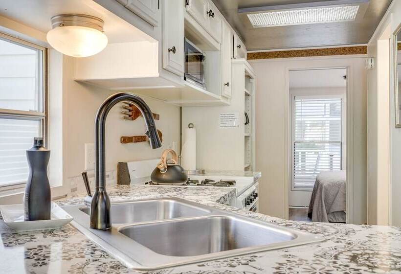 Pet Friendly Utah Cottage Near Zion National Park!