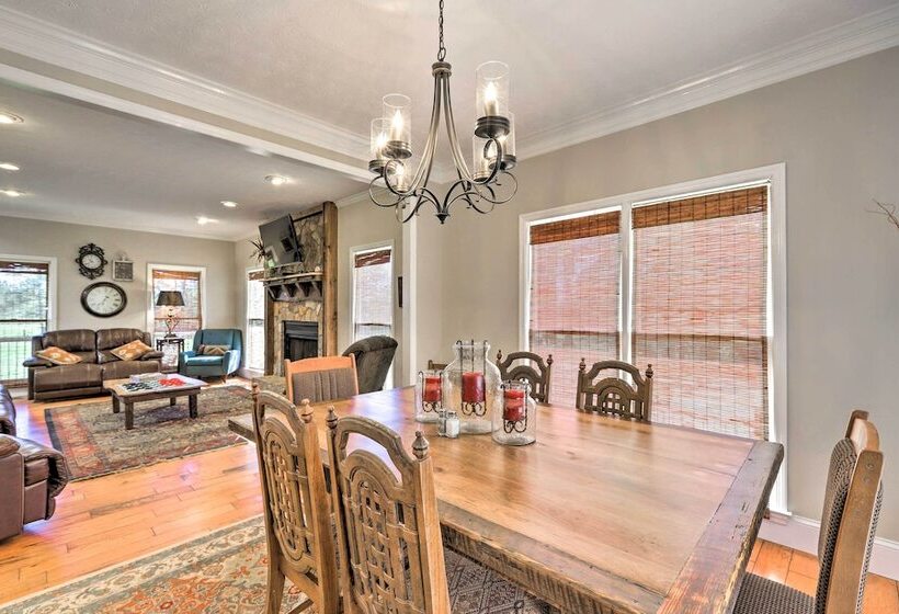 Pine Mountain Valley House W/ Pool & Grill!