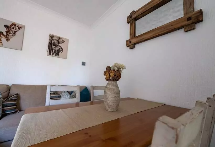 レジデンス Captivating 4 Bed House In Dartford