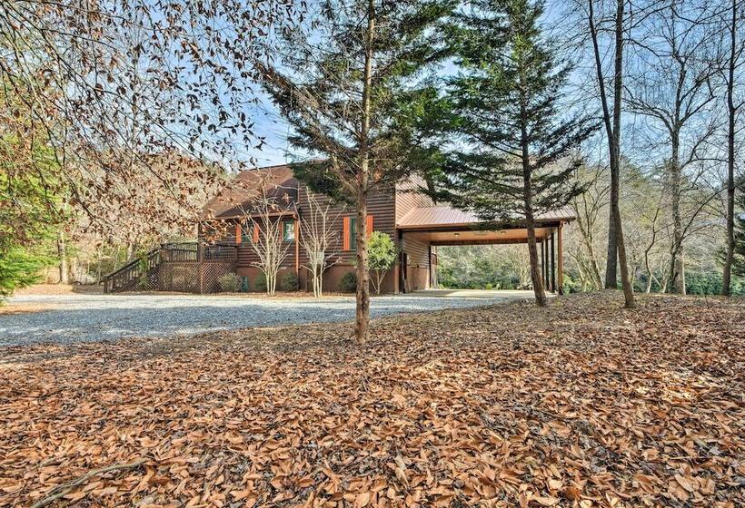 Riverbend Reserve Cabin W/ Yard + Fire Pit!