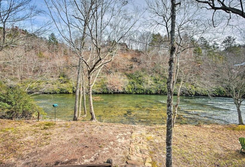 Riverbend Reserve Cabin W/ Yard + Fire Pit!