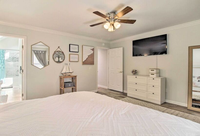 Savannah Family Home W/ Private Pool & Yard!