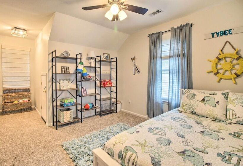 Savannah Family Home W/ Private Pool & Yard!