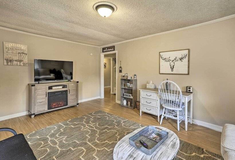 Secluded Rossville Retreat: 6 Miles To Chattanooga