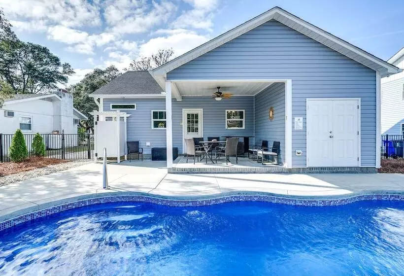 Serene Oak Island Home W/ Private Saltwater Pool!