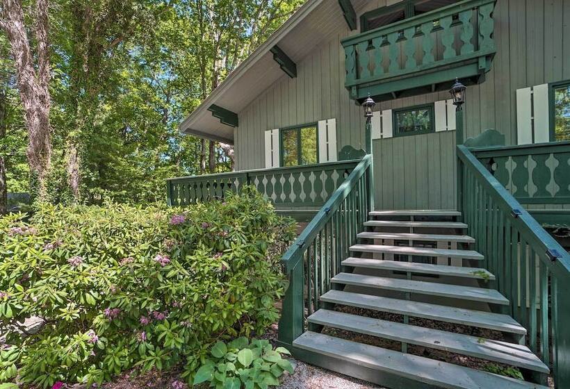 Serene Sky Valley Family Chalet W/ Fireplace