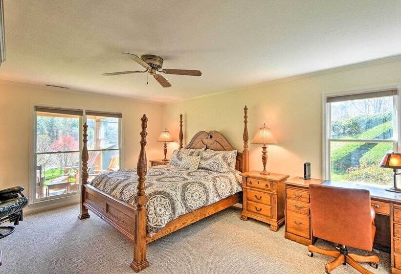 Sky Valley Retreat W/ Resort Amenities & Views!