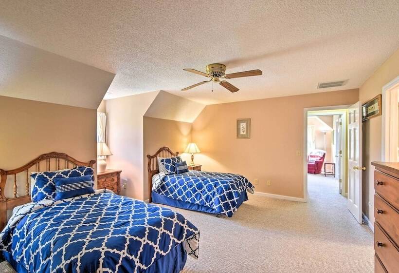 Sky Valley Retreat W/ Resort Amenities & Views!